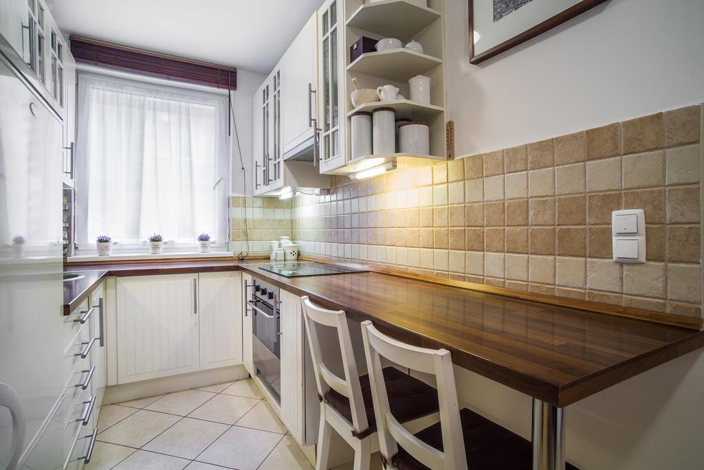 Lovely Corvin Apartment Budapest Exterior photo